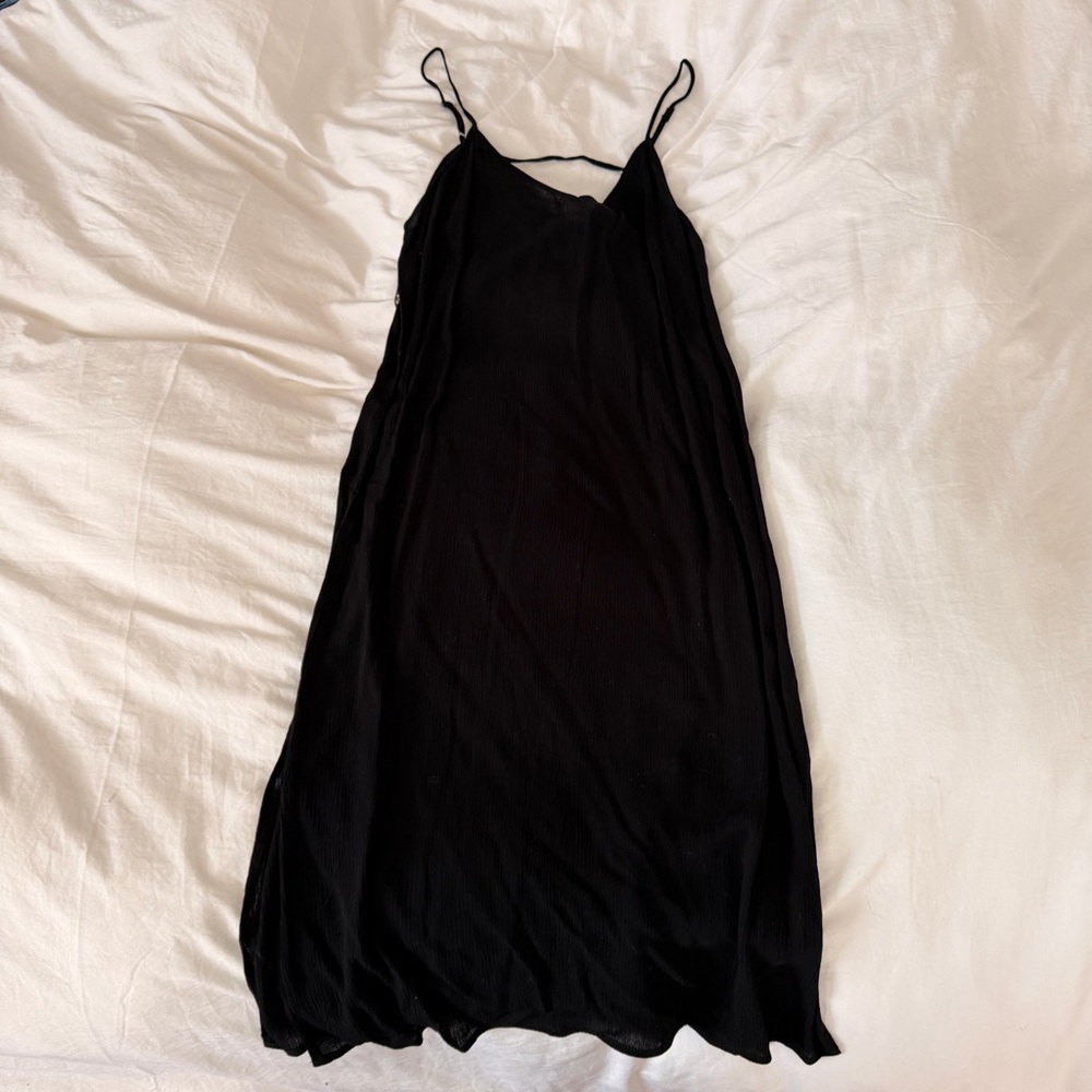 Forever 21 Black Spaghetti Strap MIDI Dress